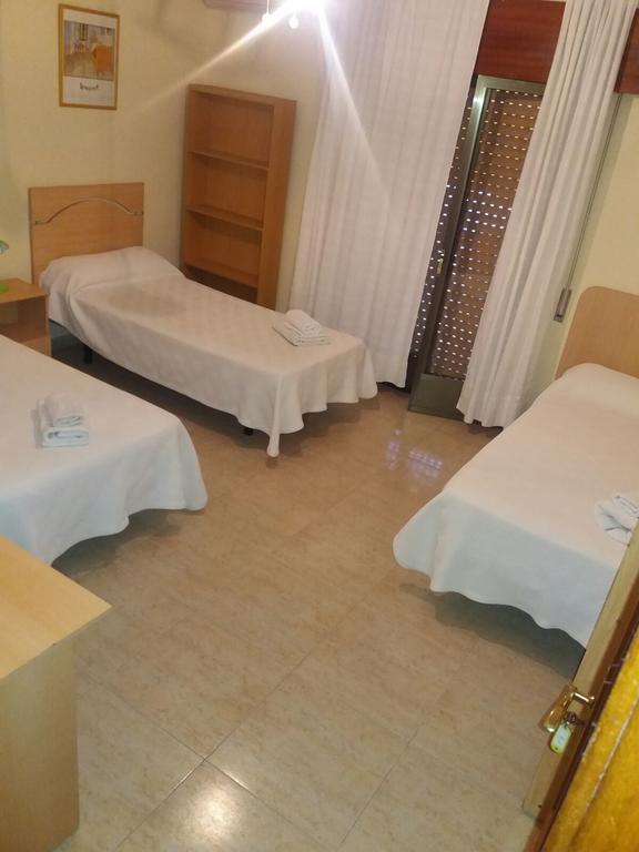 Hostal Jose Luis Brunete Exteriör bild