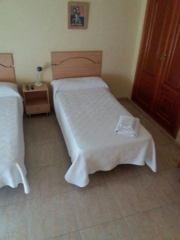 Hostal Jose Luis Brunete Exteriör bild